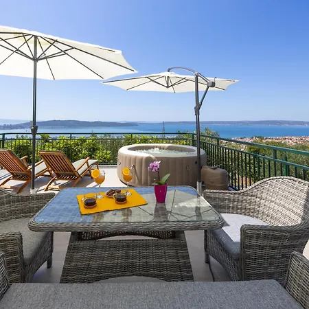 Private Golden Hour With A View Of Split Area Villa