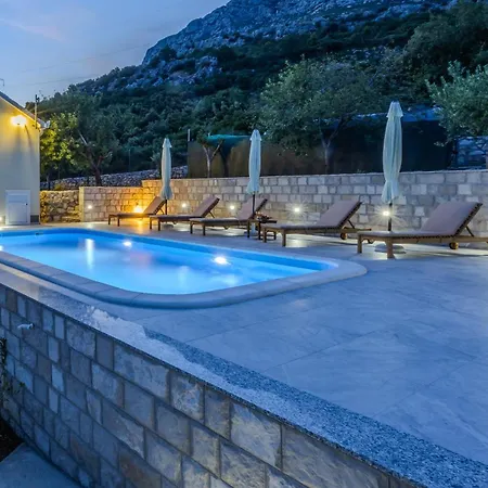 Villa Private Golden Hour With A View Of Split Area